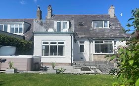 Ivy Cottage Seahouses Seaside Hot Tub Retreat